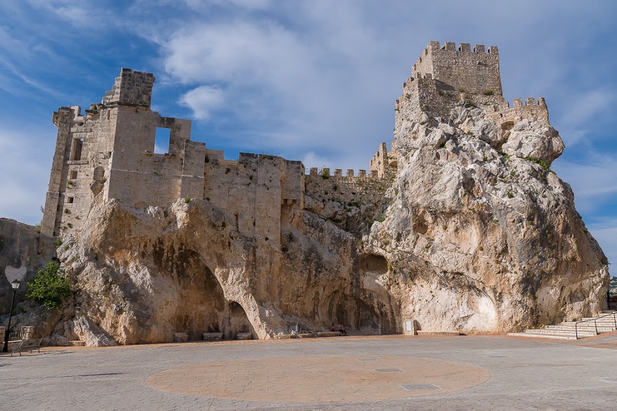 Castillo - Palacio de Zuheros
