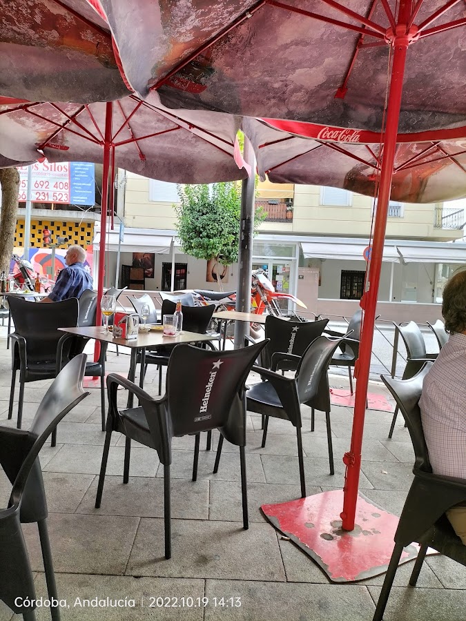 Cervecería Cafetería Tapas MAGALUF