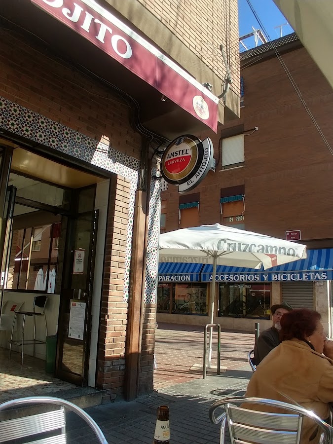 Bar El Antojito Desayunos Y Comida Casera