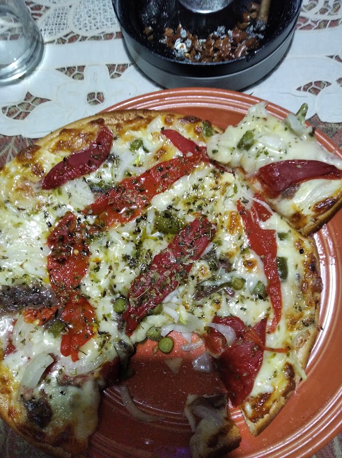 PIZZERÍA DON POLLO.