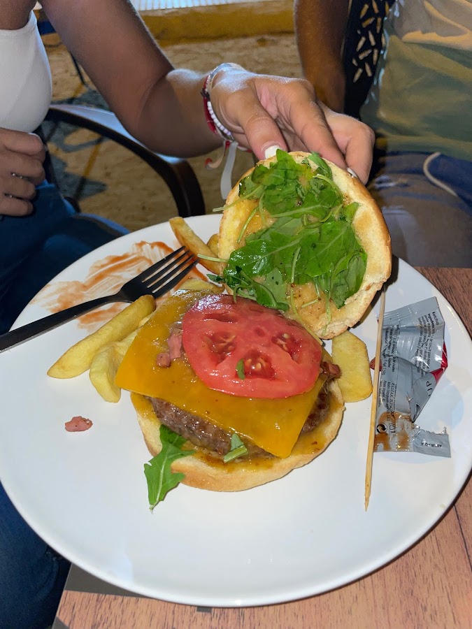Pizzería hamburguesería La Ermita