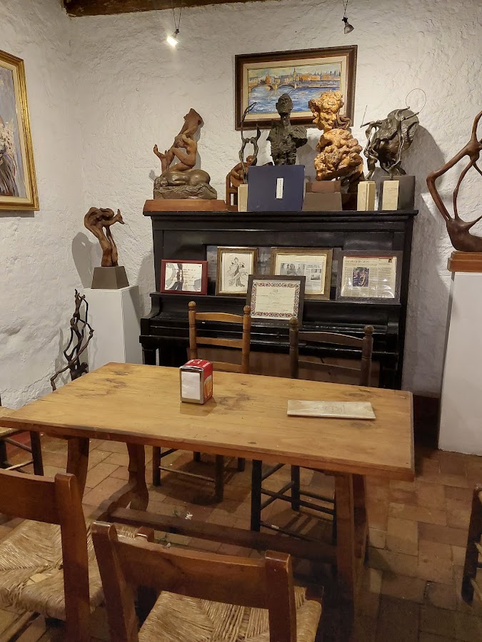 Taberna Galería la Bomba